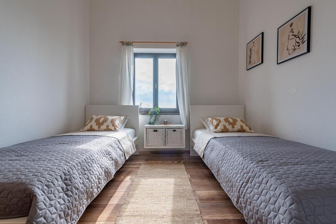 Apartment Tomislav Vir Εξωτερικό φωτογραφία
